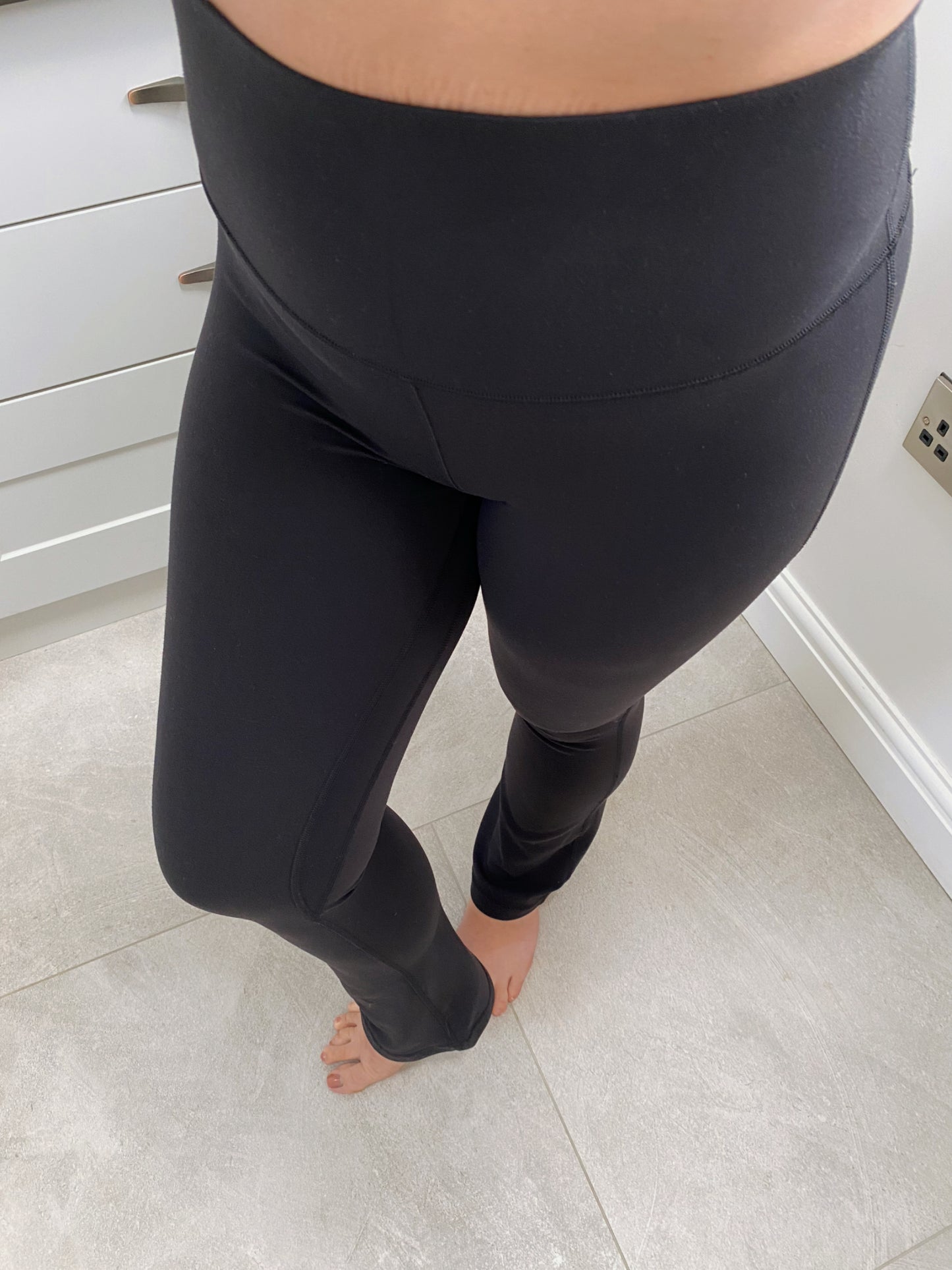 Lululemon black align high rise flared leggings SHORT LENGTH US 6