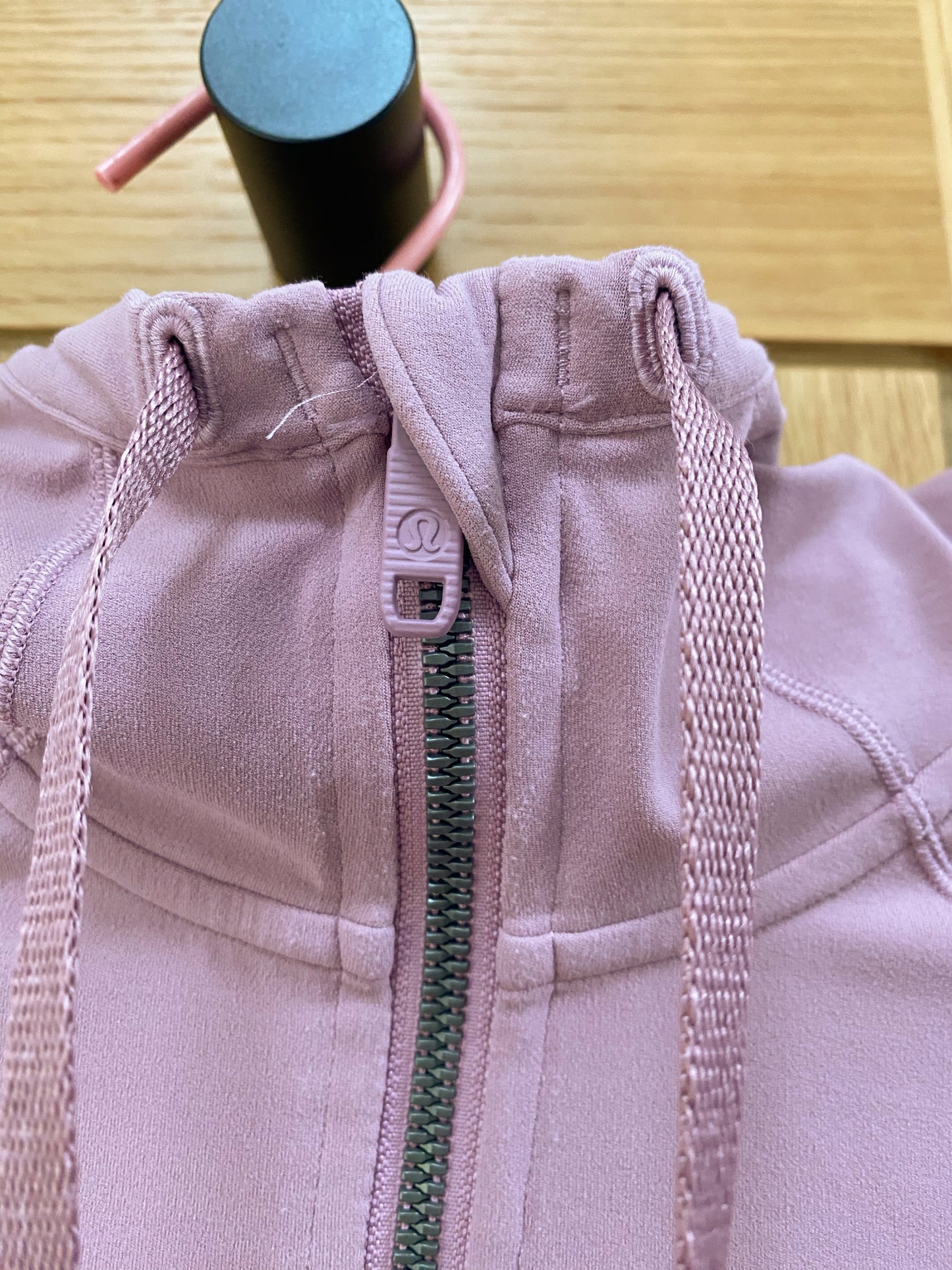 Lululemon define jacket with hood pink US 6