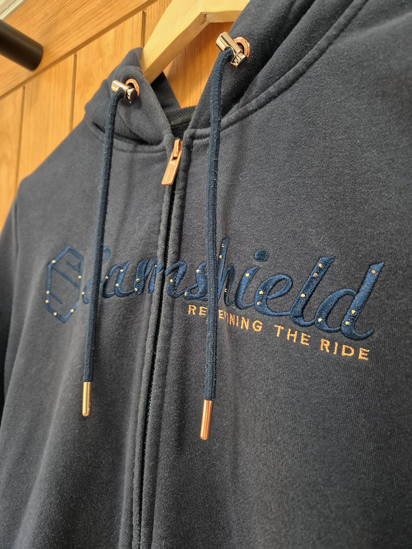 Samshield crystal Hoodie UK 8